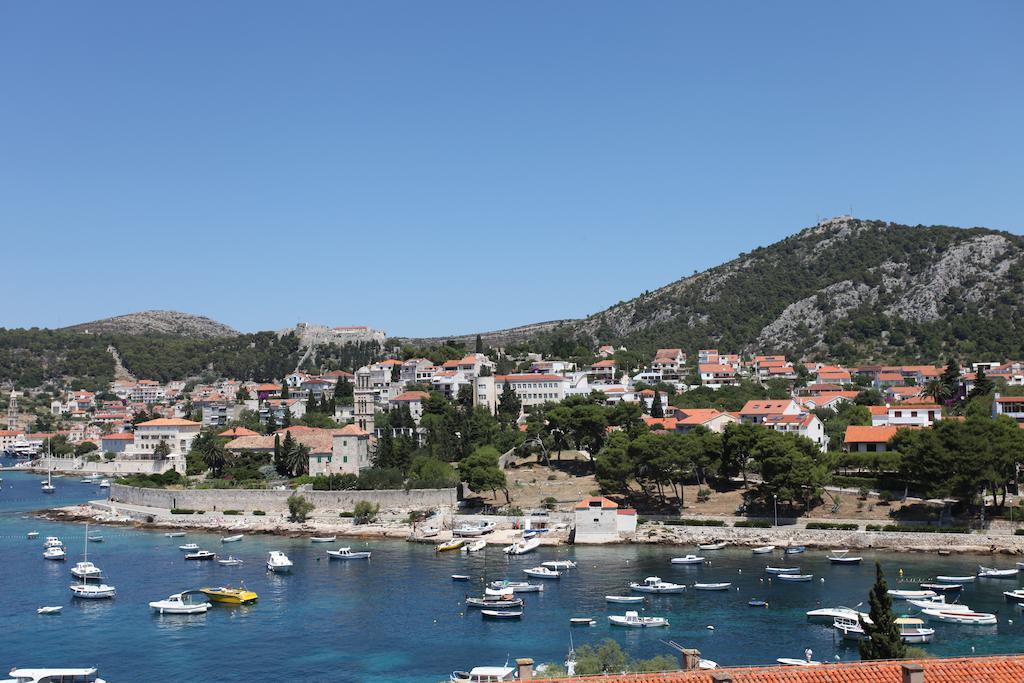 Relaxing Beach Holiday House Hvar Town Room photo