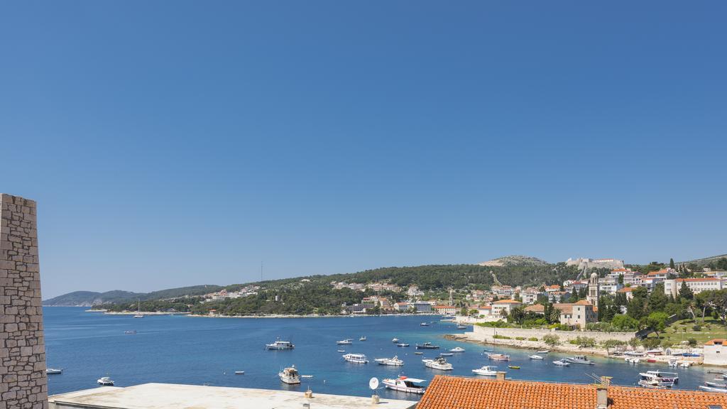 Relaxing Beach Holiday House Hvar Town Exterior photo